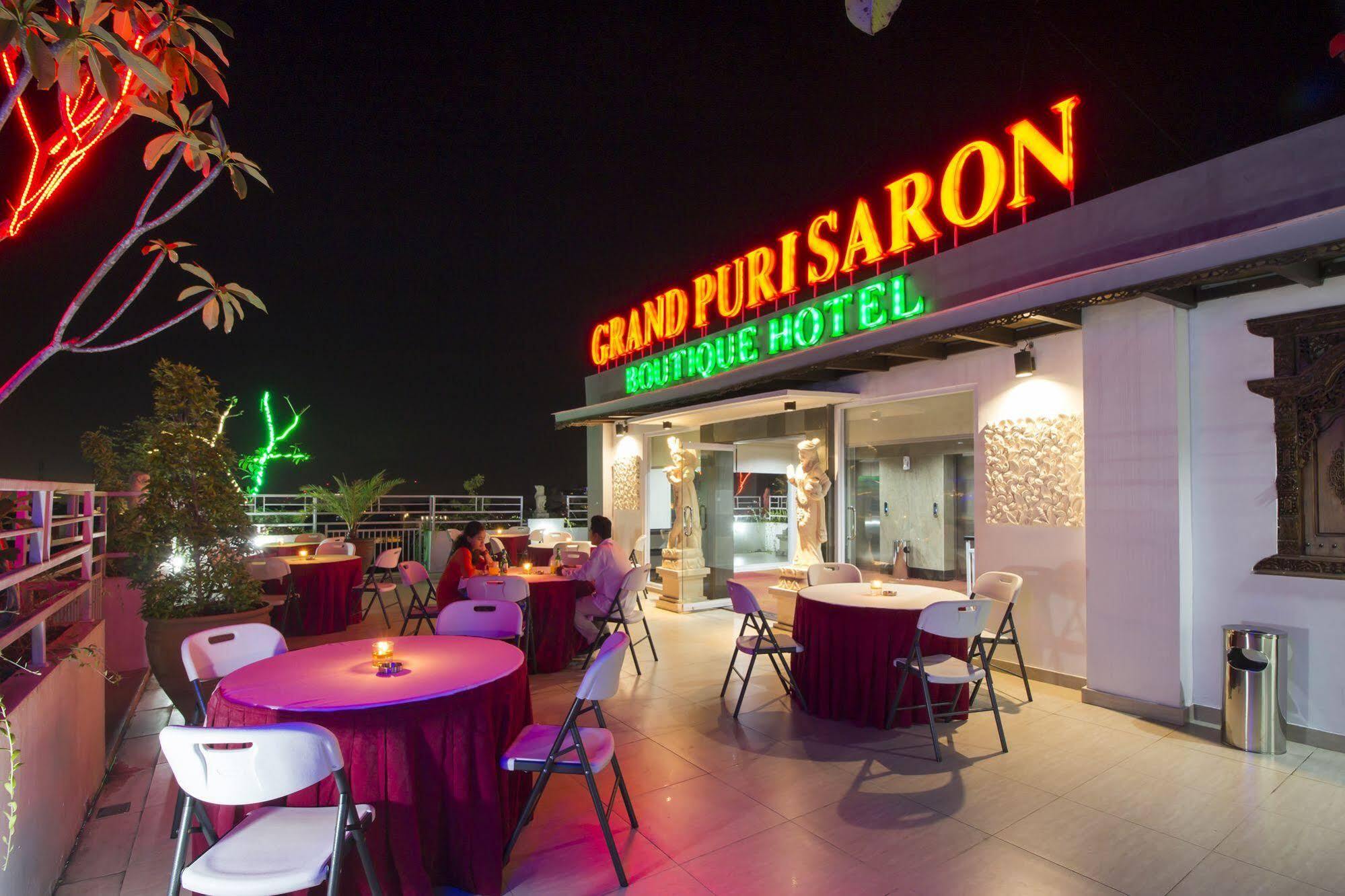 แกรนด์ ปุรี ซารอน โฮเต็ล มาลิโอโบโร Hotel ยอกยาการ์ตา ภายนอก รูปภาพ